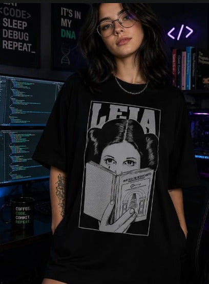 Camiseta Oversized “Leia Mais”